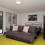 Апартаменты Charmante In Bester Lage *